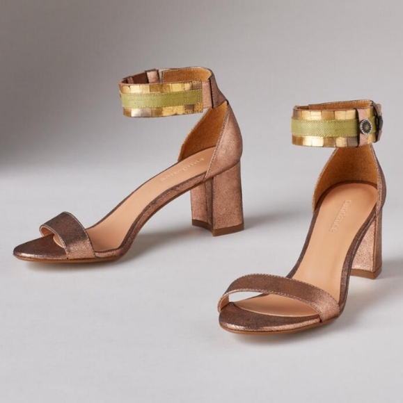 🆕🌿METALLIC LEATHER SANDALS🌿 - Picture 1 of 10